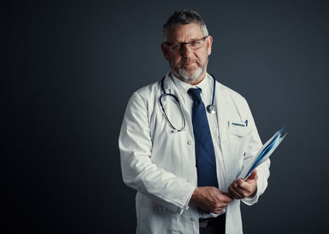 Retrato del Dr. Jorge Alberto Dueñas, Angiólogo y Cirujano Vascular